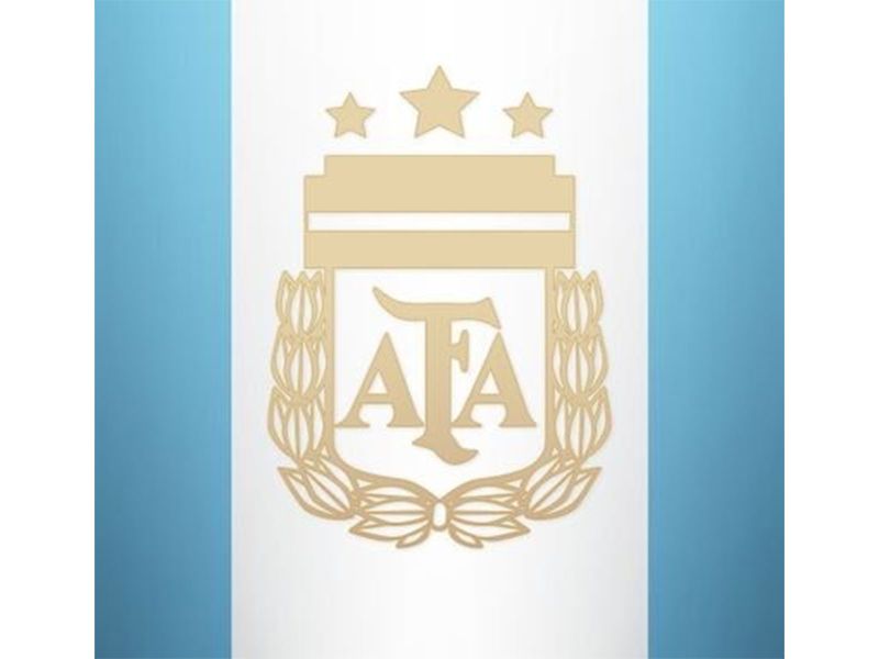 Image default